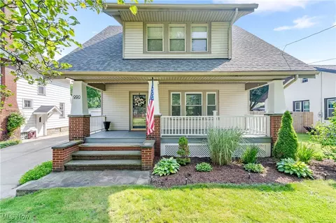 990 Franklin Ave, Salem, OH 44460