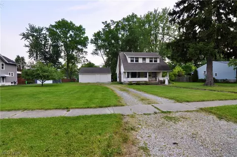 180 West St, Berea, OH 44017