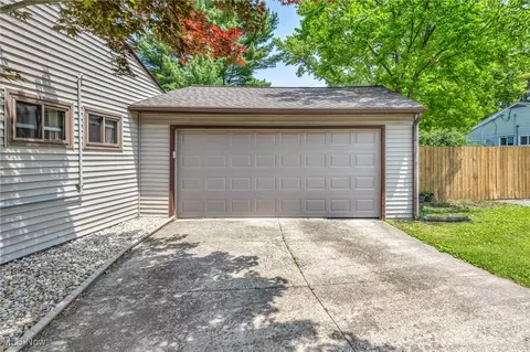 4113 Riverside Dr, Lorain, OH 44055 photo 5