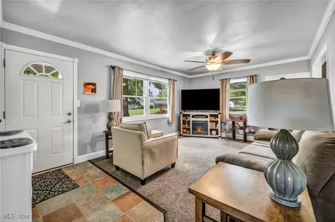 4113 Riverside Dr, Lorain, OH 44055 photo 7