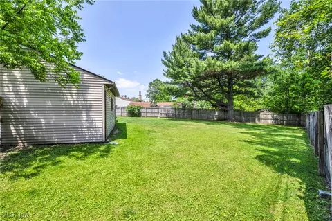 4113 Riverside Dr, Lorain, OH 44055 photo 29