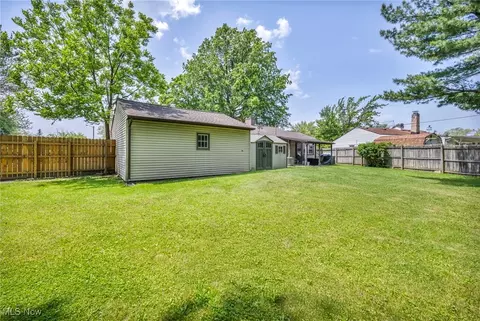 4113 Riverside Dr, Lorain, OH 44055 photo 28