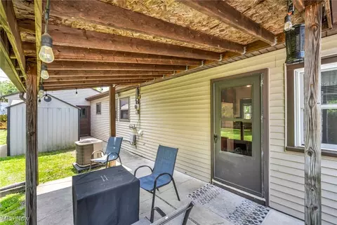 4113 Riverside Dr, Lorain, OH 44055 photo 30