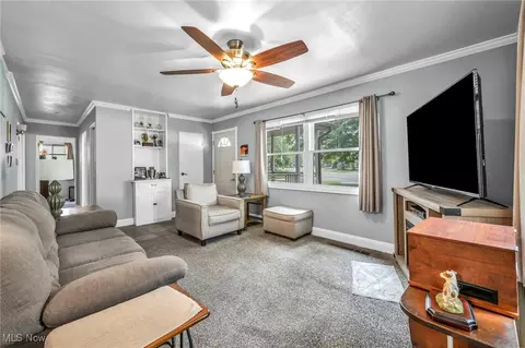 4113 Riverside Dr, Lorain, OH 44055 photo 9