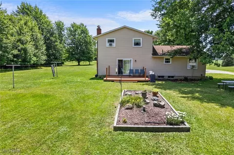 Exterior - 40698 Whitney Rd, Lagrange, OH 44050 photo 3 of 5