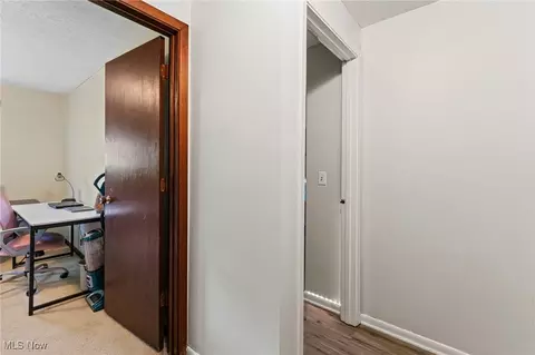 Entry Way - 40698 Whitney Rd, Lagrange, OH 44050 photo 3 of 3