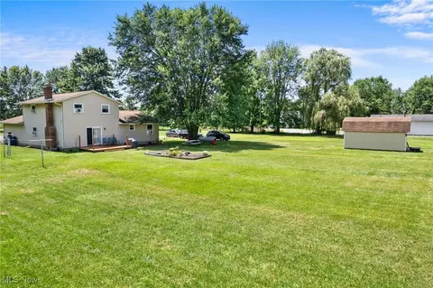 Exterior - 40698 Whitney Rd, Lagrange, OH 44050 photo 4 of 5
