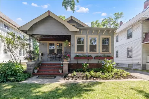 11405 Governor Ave, Cleveland, OH 44111