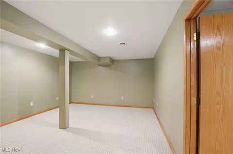 685 Timothy Dr, Willard, OH 44890 photo 22