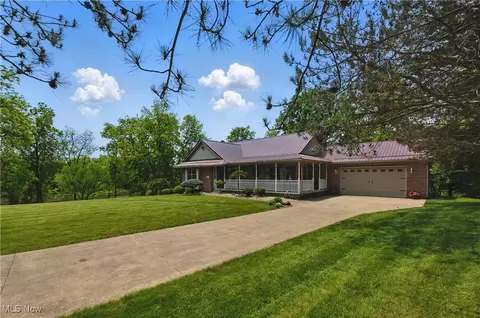 685 Timothy Dr, Willard, OH 44890 photo 28