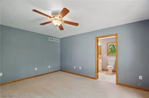 685 Timothy Dr, Willard, OH 44890 photo 12