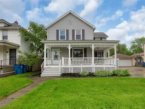 2126 E 29th St, Lorain, OH 44055 photo 1