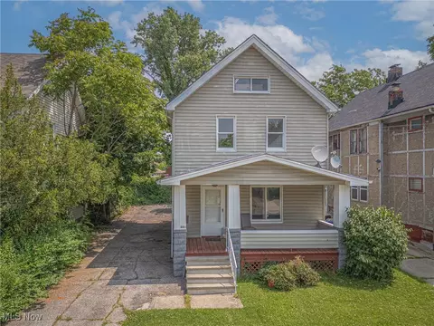 801 Rudyard Rd, Cleveland, OH 44110