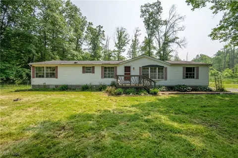 2500 Mcclintocksburg Rd, Deerfield, OH 44411