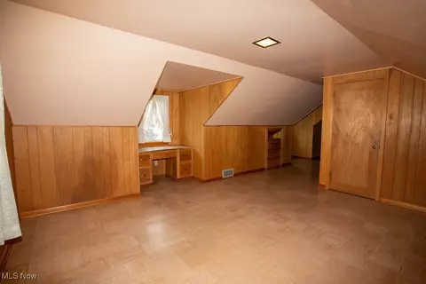 Bedroom - 200 Helena Dr, Struthers, OH 44471 photo 4 of 6