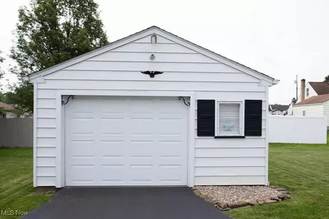 Other - 200 Helena Dr, Struthers, OH 44471 photo 1 of 5