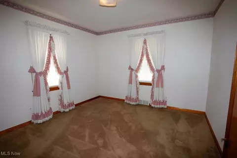 Bedroom - 200 Helena Dr, Struthers, OH 44471 photo 1 of 6