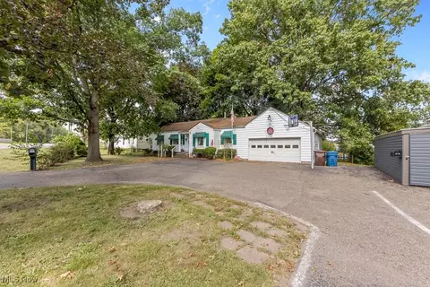 2733 E Waterloo Rd, Akron, OH 44312 photo 44