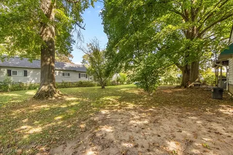 2733 E Waterloo Rd, Akron, OH 44312 photo 41
