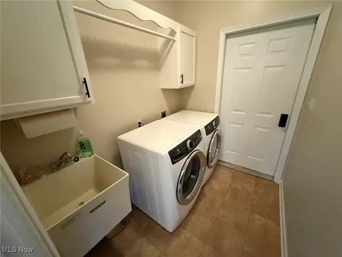 Other - 5645 Clingan Rd #2D, Struthers, OH 44471 photo 5 of 18