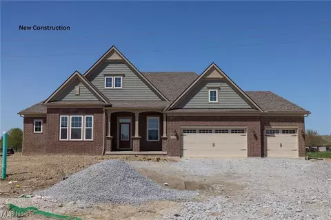 10261 Baker Creek Ln, Columbia Station, OH 44028