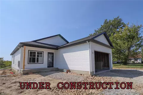 154 Garden St, Creston, OH 44217