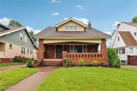 1900 Cypress Ave, Cleveland, OH 44109
