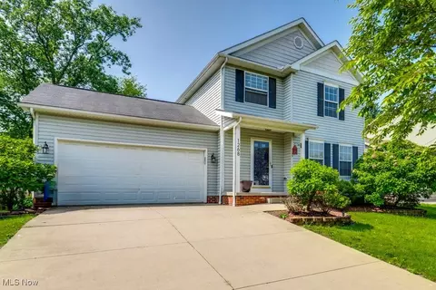 1268 Honodle Ave, Akron, OH 44305