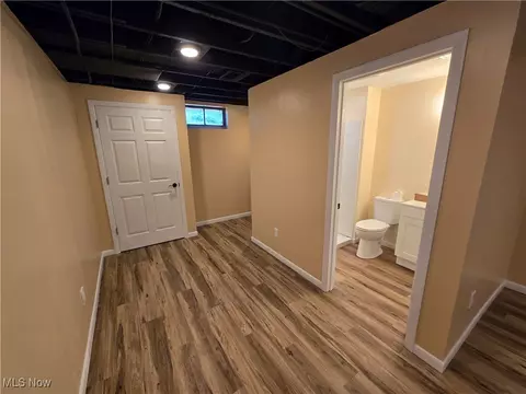 9364 Bascom Rd, Chardon, OH 44024 photo 23