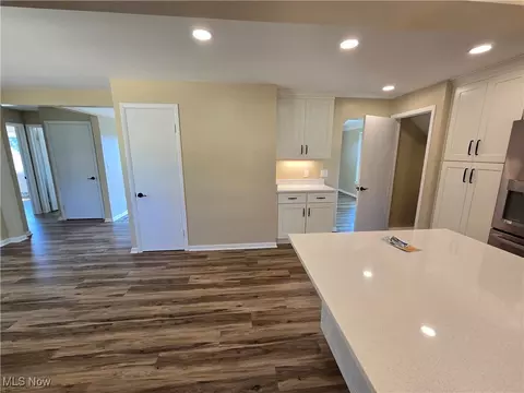 9364 Bascom Rd, Chardon, OH 44024 photo 13