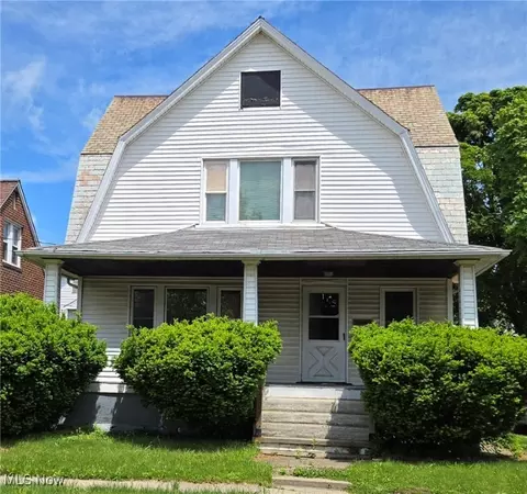 18609 Shawnee Ave, Cleveland, OH 44119