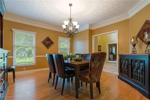 Dining - 2008 E Highgate Ct, Hudson, OH 44236 photo 1 of 3