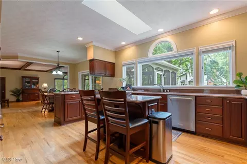 Kitchen - 2008 E Highgate Ct, Hudson, OH 44236 photo 1 of 5