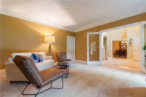 Living - 2008 E Highgate Ct, Hudson, OH 44236 photo 4 of 8