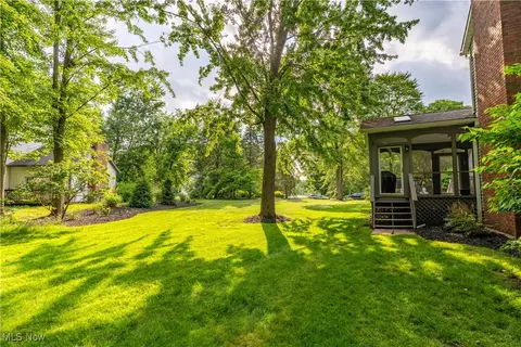 Exterior - 2008 E Highgate Ct, Hudson, OH 44236 photo 8 of 13
