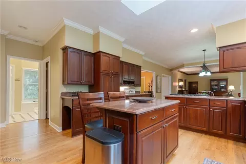 Kitchen - 2008 E Highgate Ct, Hudson, OH 44236 photo 5 of 5