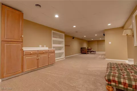 Living - 2008 E Highgate Ct, Hudson, OH 44236 photo 6 of 8