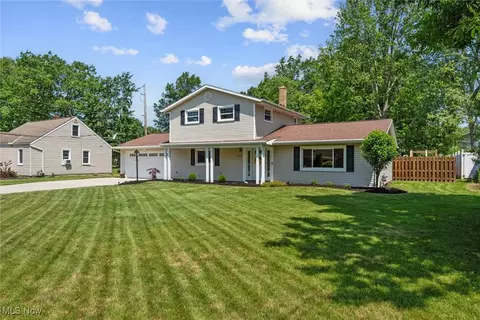 8191 Edgewood Rd, Mentor, OH 44060 photo 3