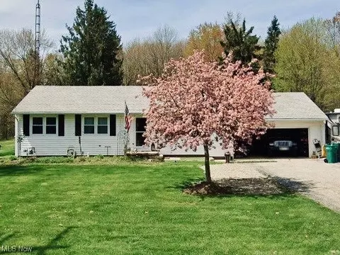 379 Wilson Mills Rd, Chardon, OH 44024