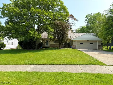 2277 Mount Vernon Blvd, East Cleveland, OH 44112