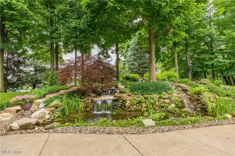 1588 Eagle Watch St NE, Canton, OH 44721 photo 11