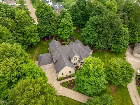 1588 Eagle Watch St NE, Canton, OH 44721 photo 6