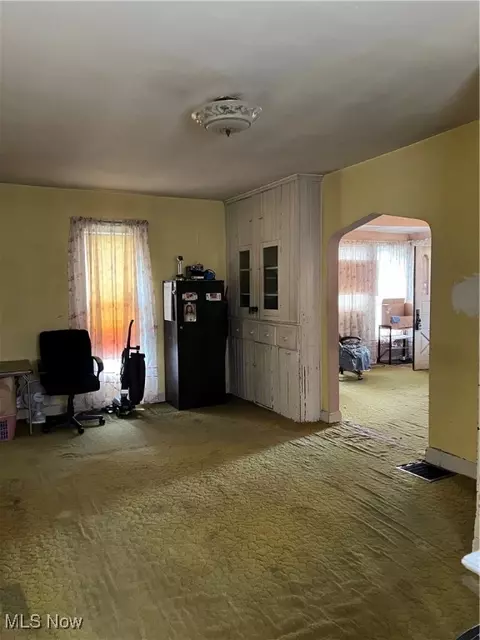 Entry Way - 1723 W Prospect Rd, Ashtabula, OH 44004 photo 6 of 6