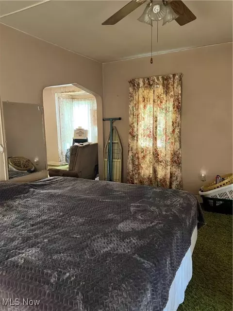 Bedroom - 1723 W Prospect Rd, Ashtabula, OH 44004 photo 3 of 10