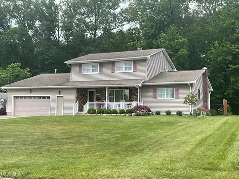 5754 Yorktown Ln, Austintown, OH 44515