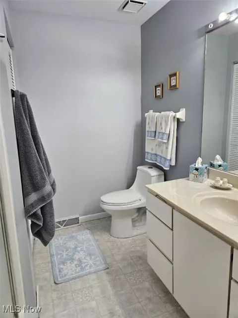 Bath - 110 Olson Spur, Munroe Falls, OH 44262 photo 1 of 4