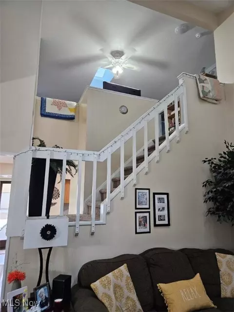 Entry Way - 110 Olson Spur, Munroe Falls, OH 44262 photo 1 of 2