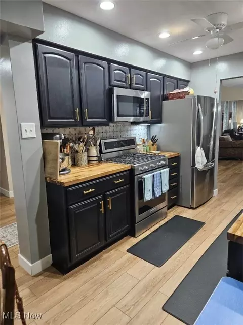 Kitchen - 110 Olson Spur, Munroe Falls, OH 44262 photo 1 of 2