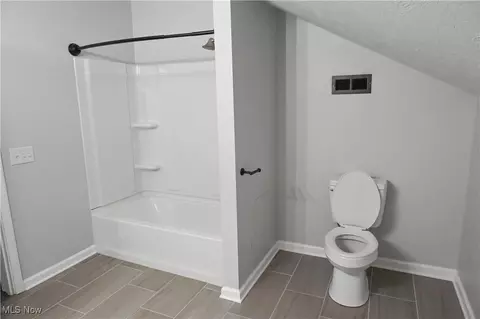 2948 Maple Ave NE, Canton, OH 44714 photo 37