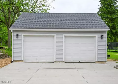 2948 Maple Ave NE, Canton, OH 44714 photo 49